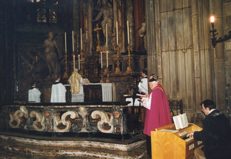 ambrosian_rite04.jpg (51065 bytes)